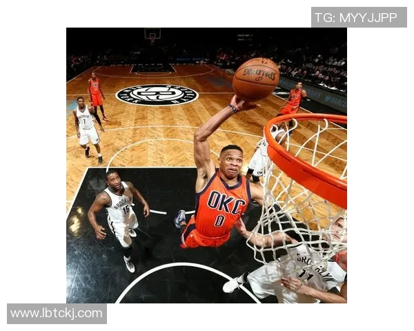 足球球星如何挑战篮球三分球技术与跨界运动的融合探索